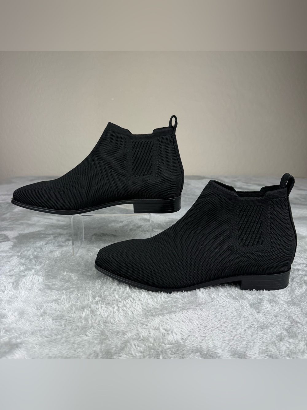 Vivaia Square-Toe Slip-On Chelsea Boots (Ryan Slip-On) sz 9 (40)